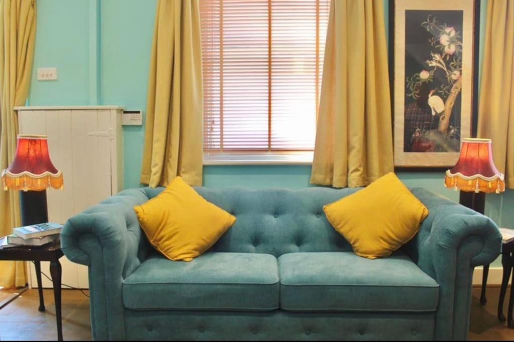 Traveller'S Rest - Cosy Cottage In Heart Of Wilton 솔즈베리 외부 사진