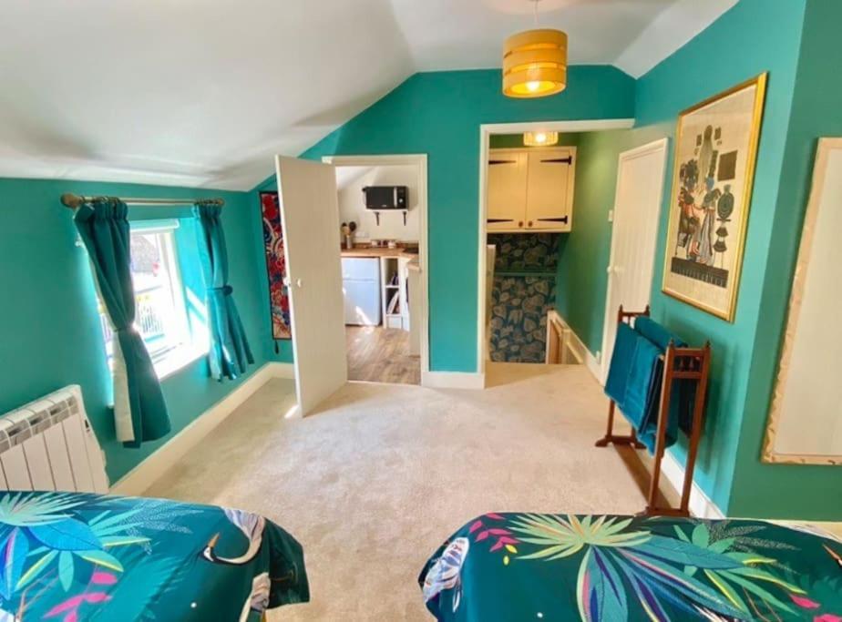 Traveller'S Rest - Cosy Cottage In Heart Of Wilton 솔즈베리 외부 사진